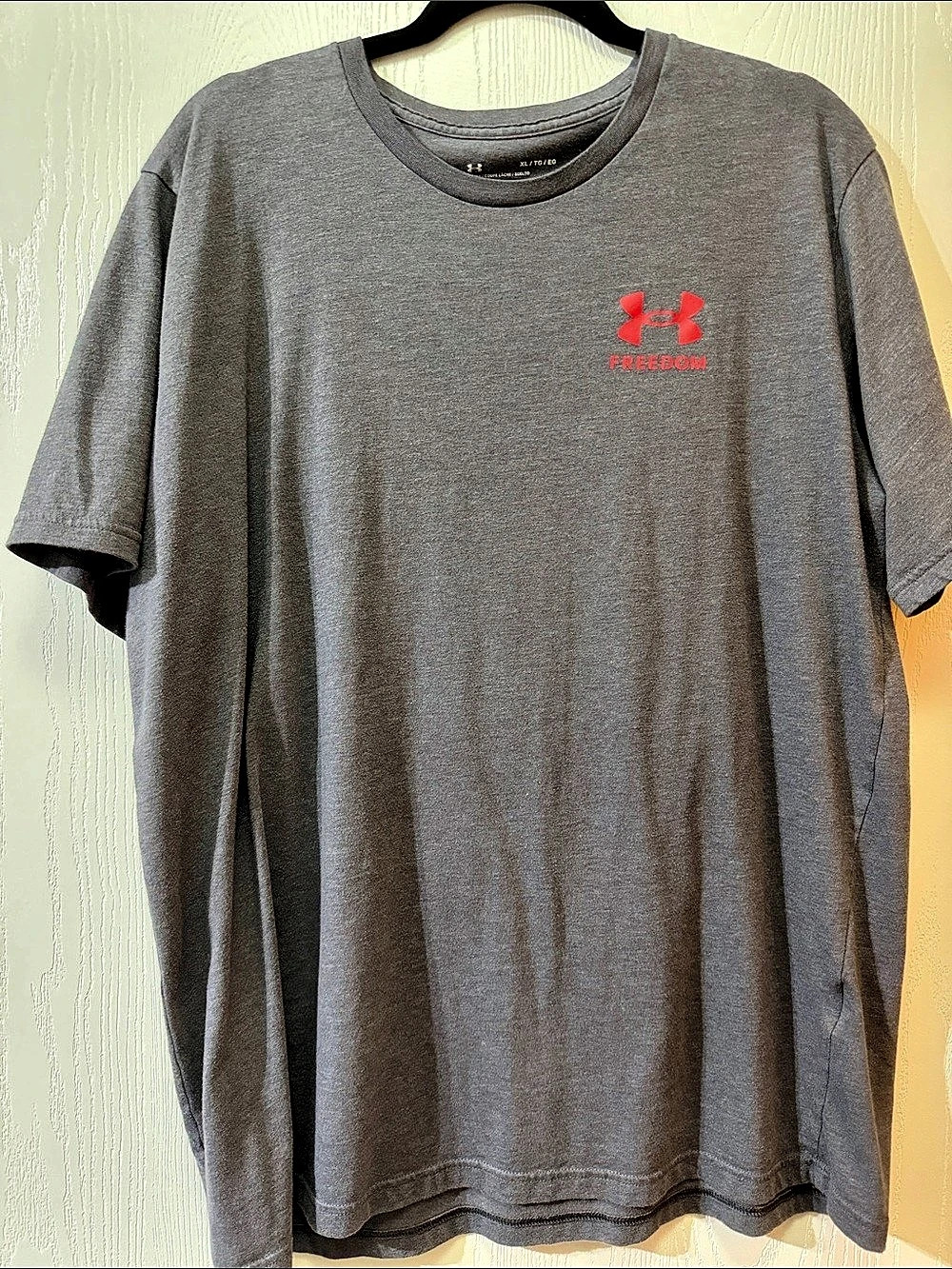 Under Armour Freedom Flag Short-Sleeve T-Shirt Men's Gray Tee